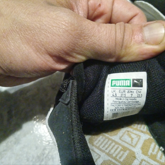 Puma - Picture 2 of 2